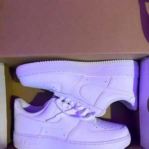 AF1